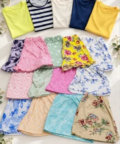 Estampados variados de shorts de pijama y blusas para mujer en oferta.